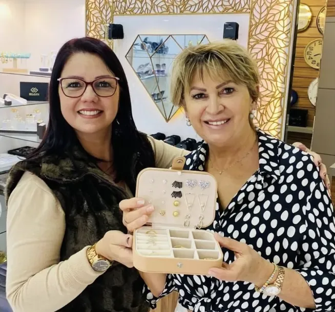 Cliente e peça ELGIN XV